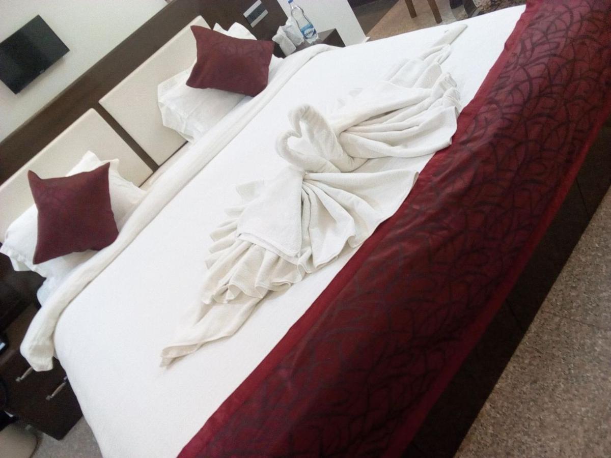 Arsh Residency Hotel Lucknow Exterior photo