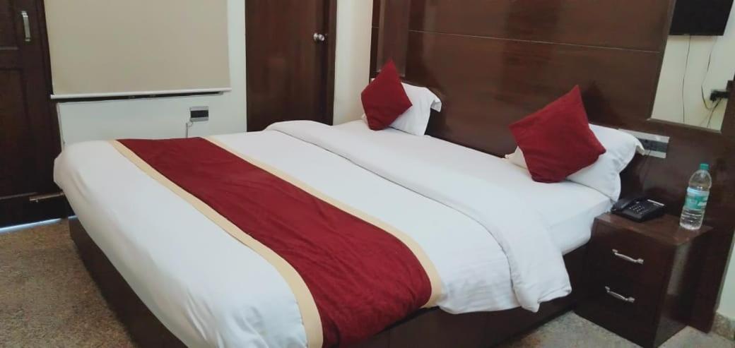 Arsh Residency Hotel Lucknow Exterior photo